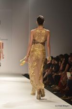 Model walk the ramp for Malini Ramani Show at Wills Lifestyle India Fashion Week 2012 day 4 on 9th Oct 2012 (73).JPG